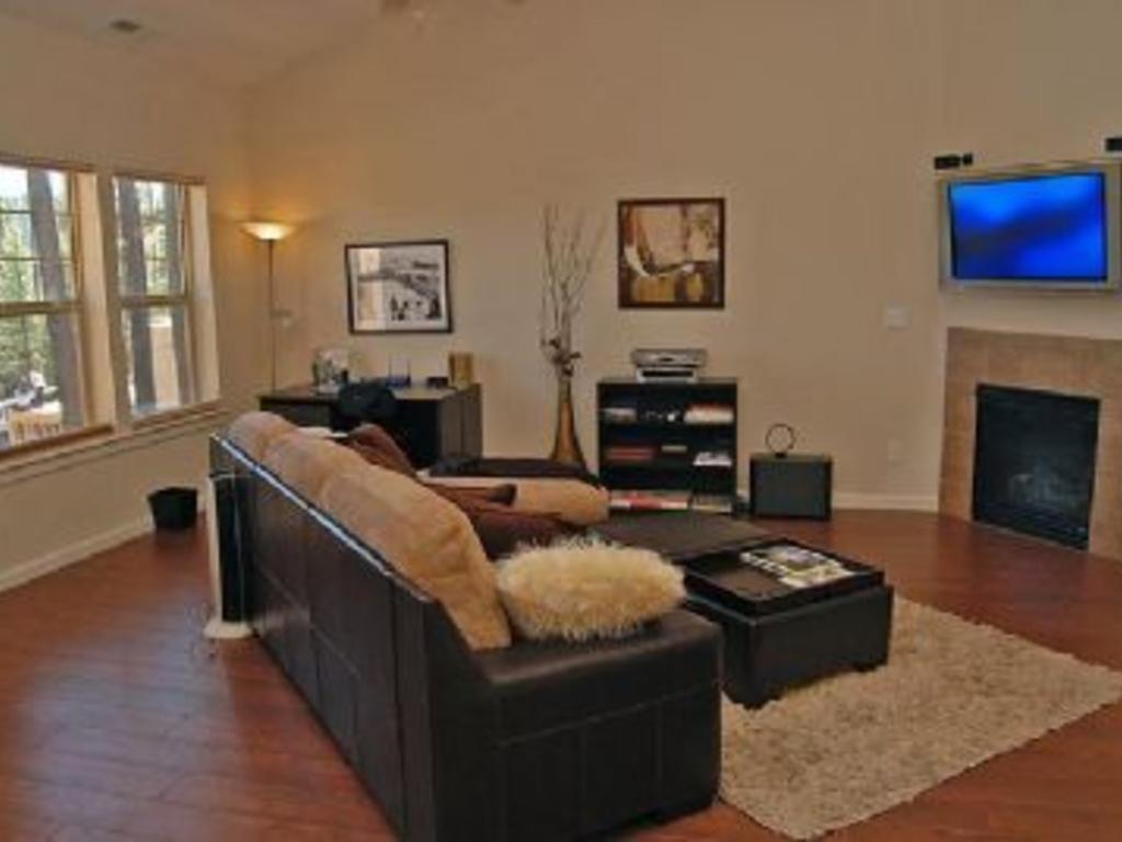 Tahoe Stoneridge Траки Номер фото